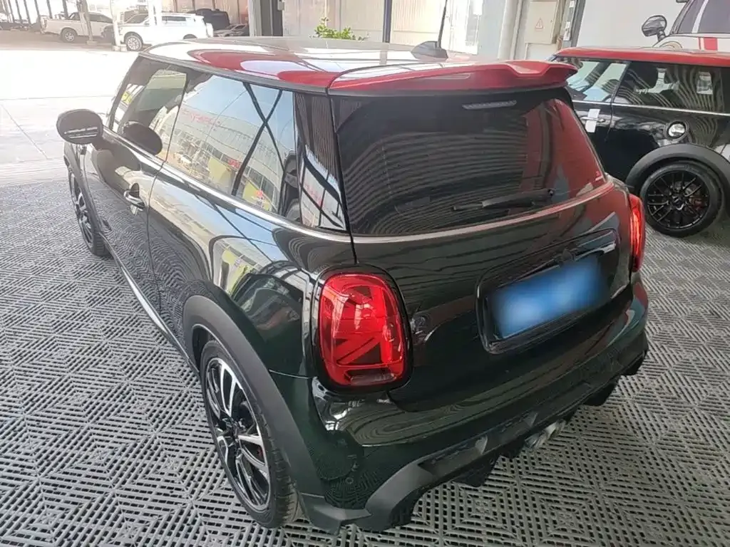 MINI JCW (John Cooper Works) — фото 10