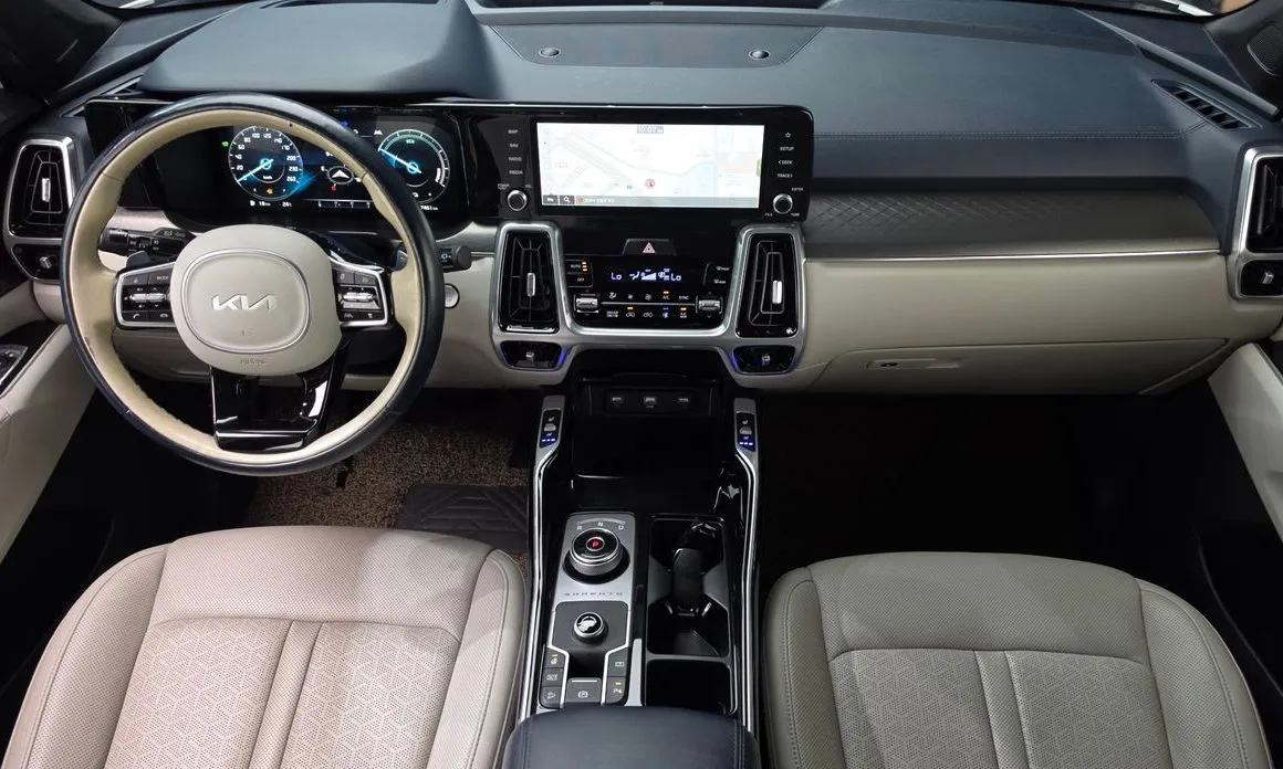 Kia Sorento — фото 9