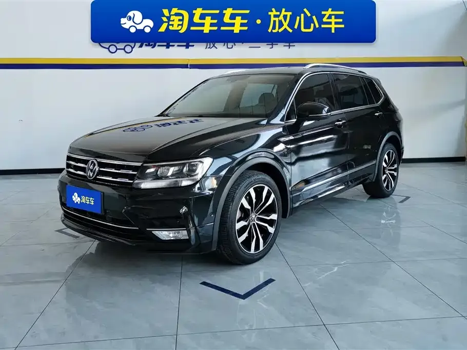 Volkswagen Tiguan L — фото 1