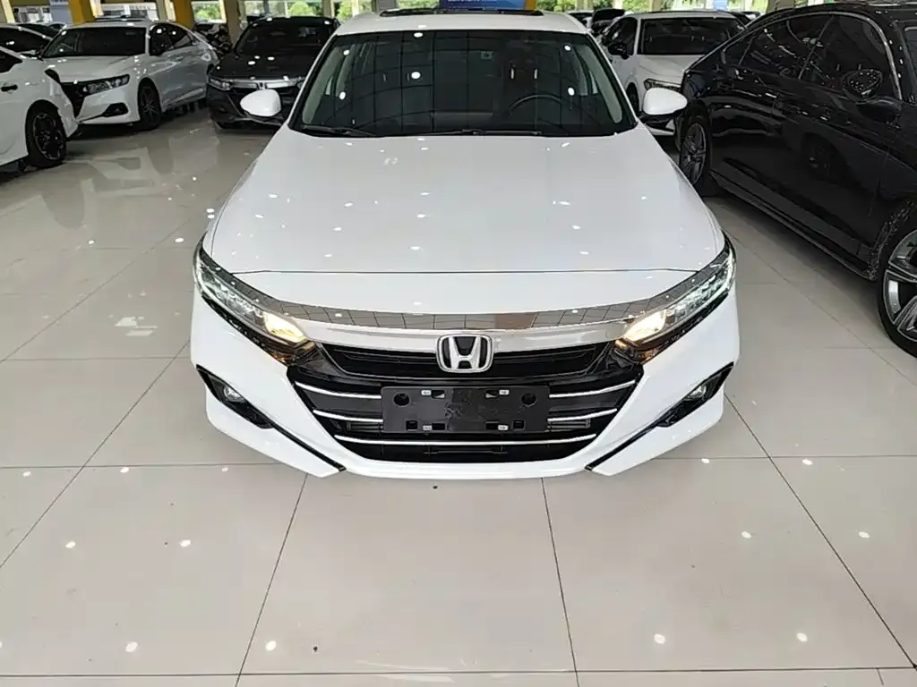 Honda Accord — фото 3