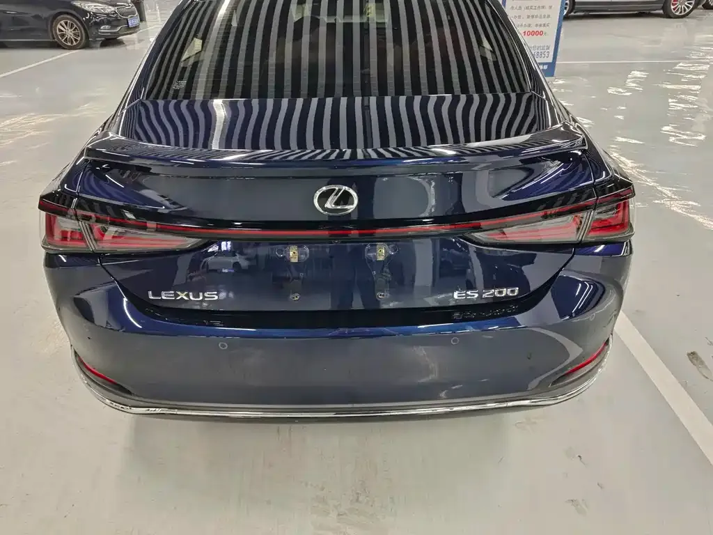 Lexus ES — фото 4