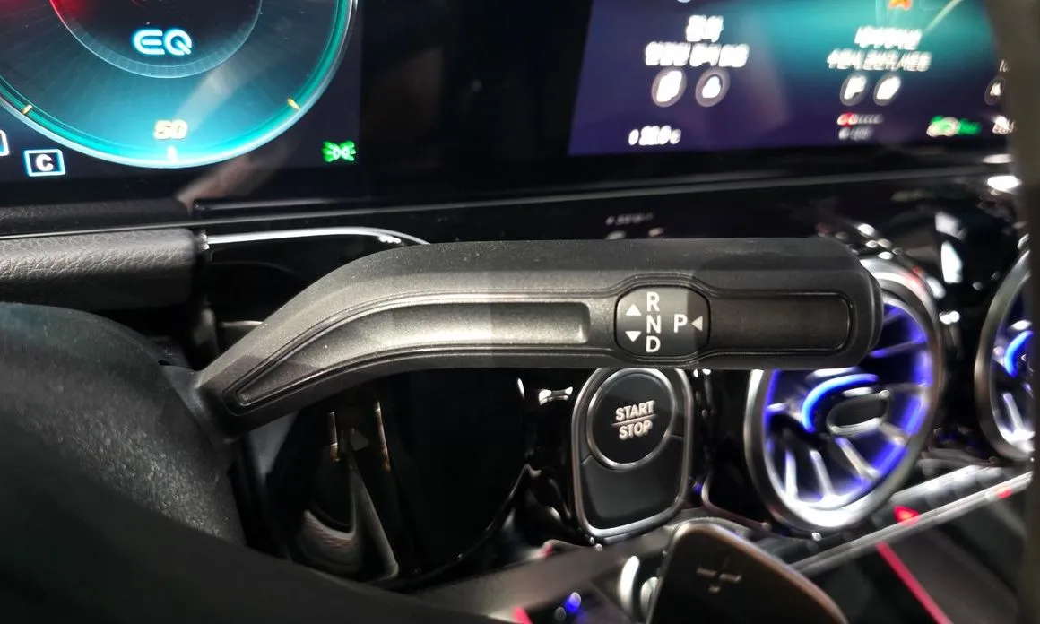 Mercedes-Benz EQA — фото 10
