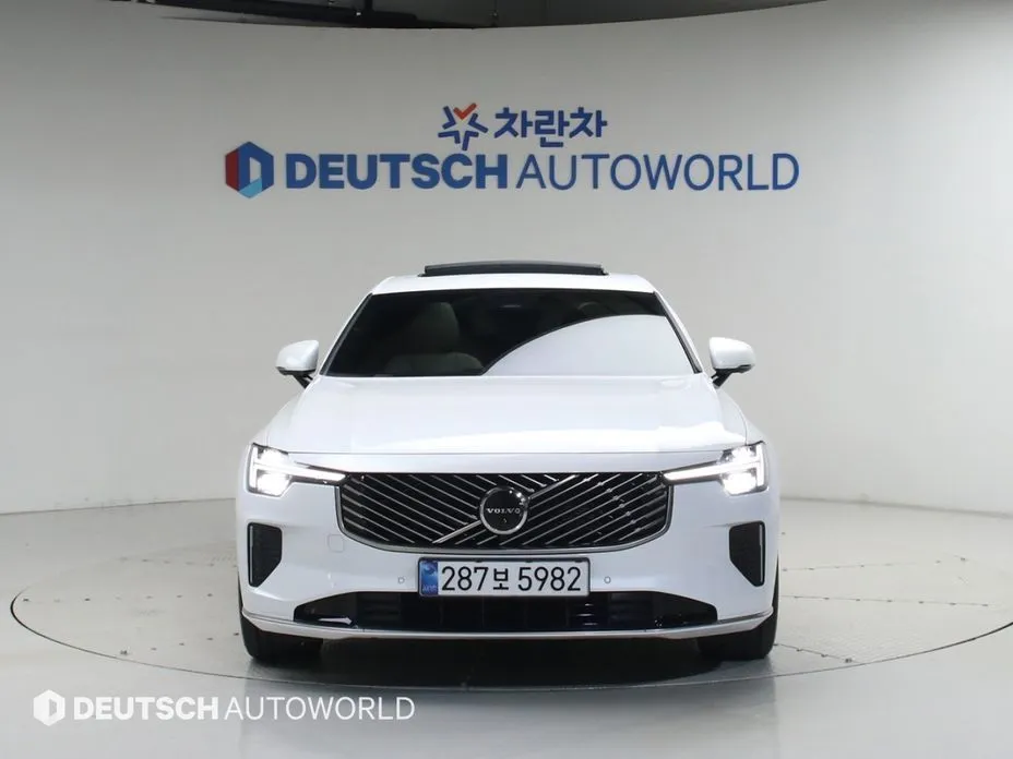 Volvo S90 2026 из KR, фото 2