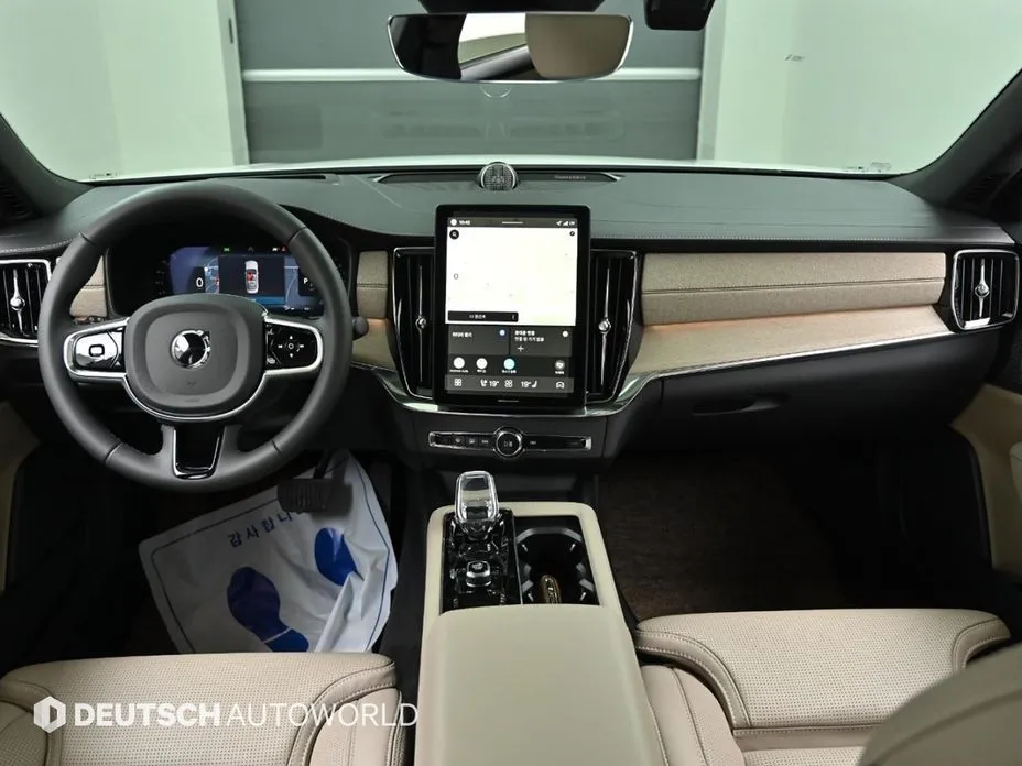 Volvo S90 2026 из KR, фото 3