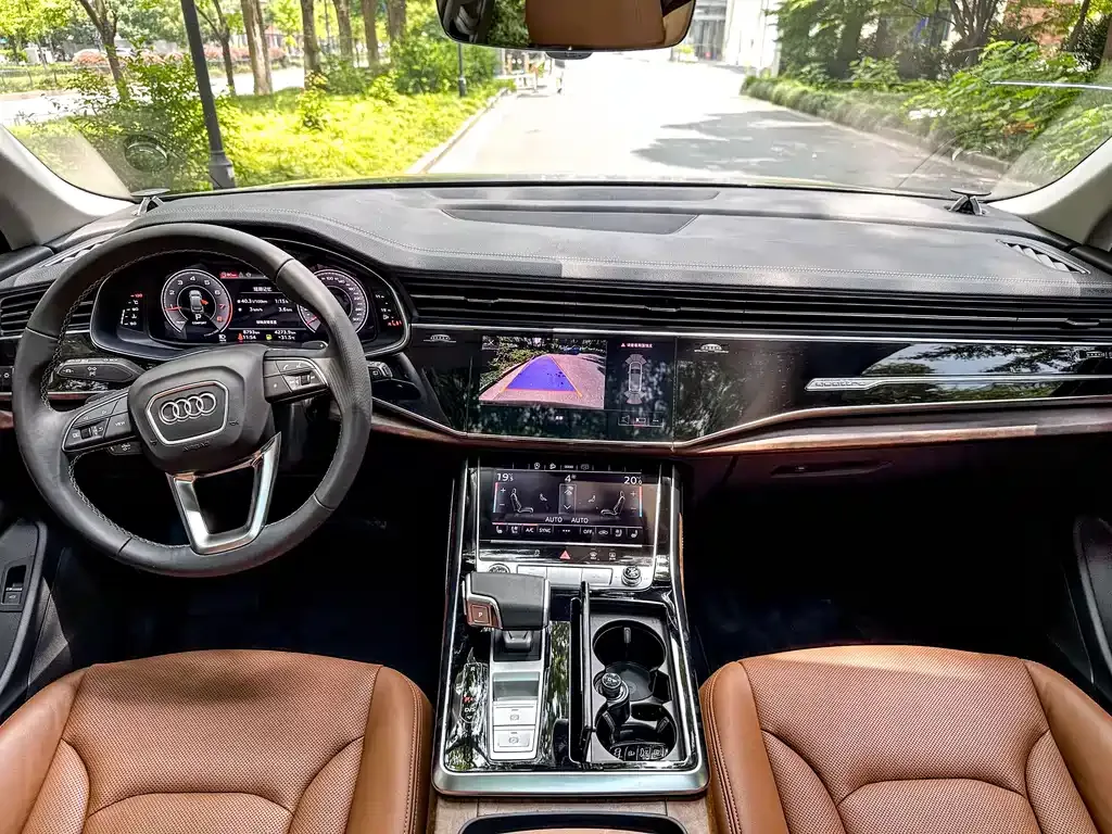 Audi Q7 — фото 3