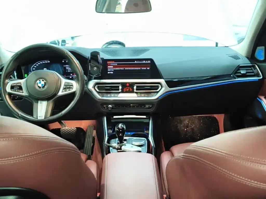 BMW 3 Series 2022 из CN, фото 3