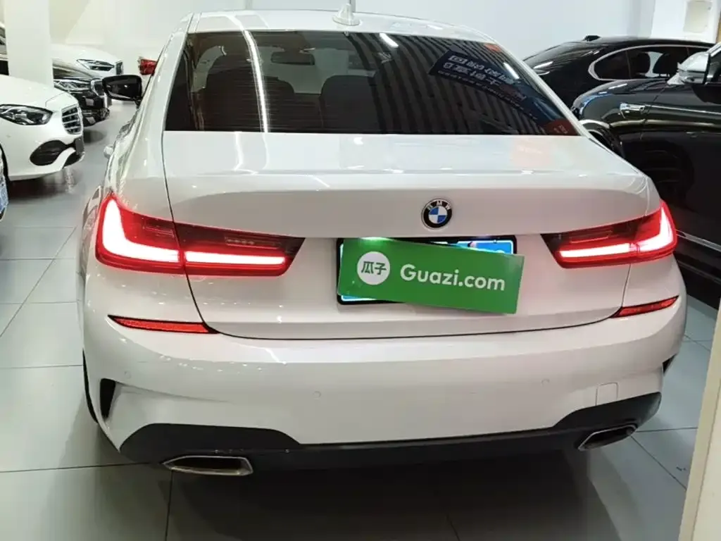 BMW 3 Series 2022 из CN, фото 10