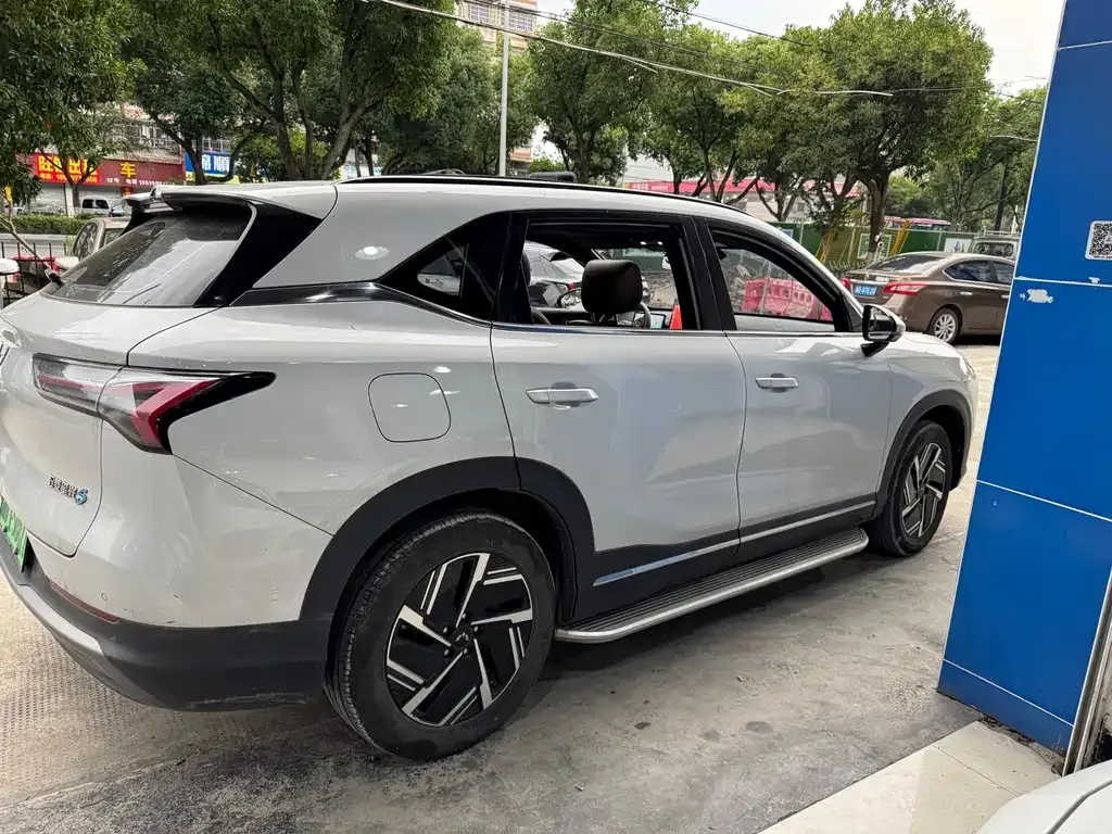 Wuling Xingguang S — фото 9