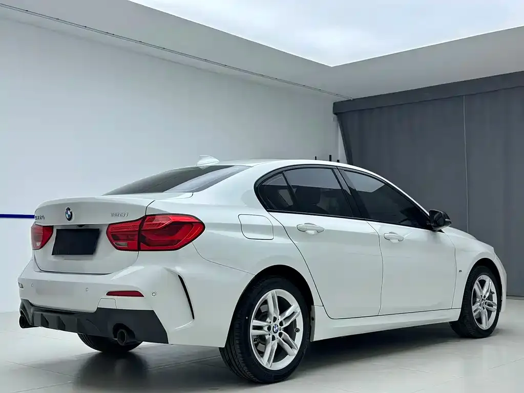 BMW 1 Series — фото 7
