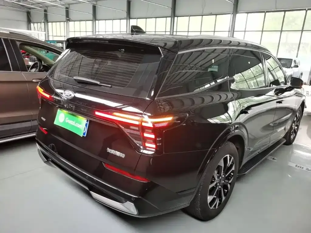 Ford Edge — фото 4