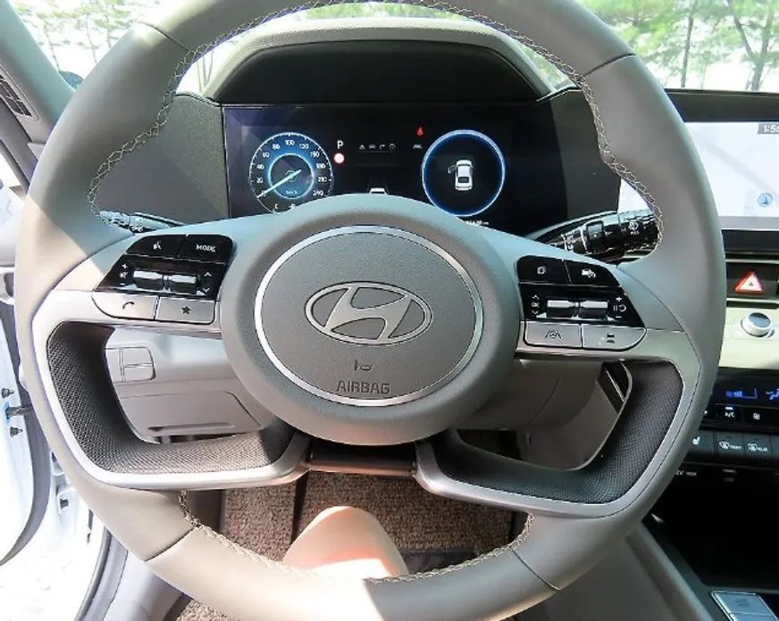 Hyundai AVANTE — фото 8