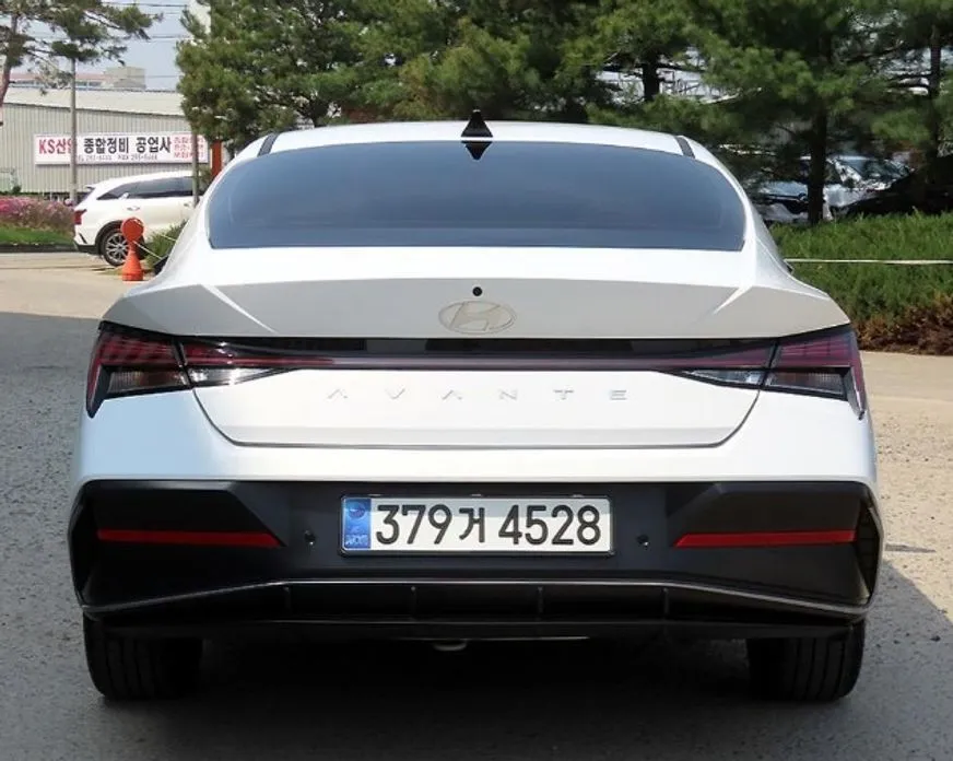 Hyundai AVANTE — фото 5