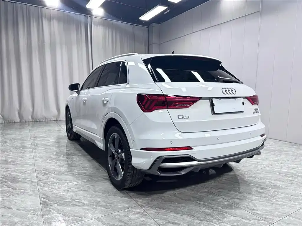 Audi Q3 — фото 2