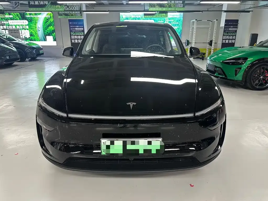 Tesla Model Y — фото 4