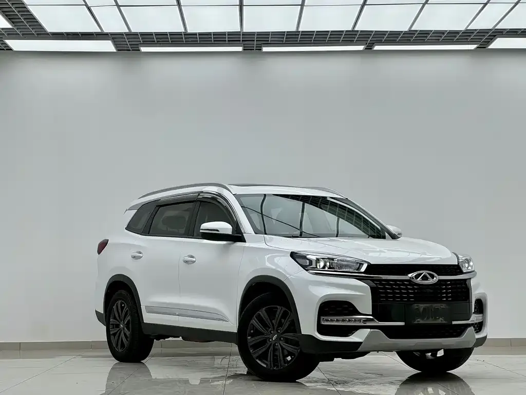 Chery Tiggo 8 — фото 10