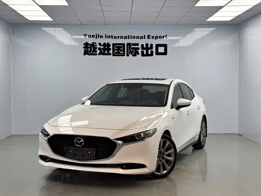 Mazda 3 Axela — фото 1