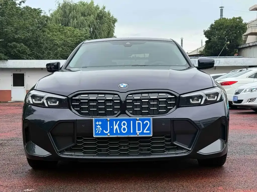 BMW 3 Series — фото 1