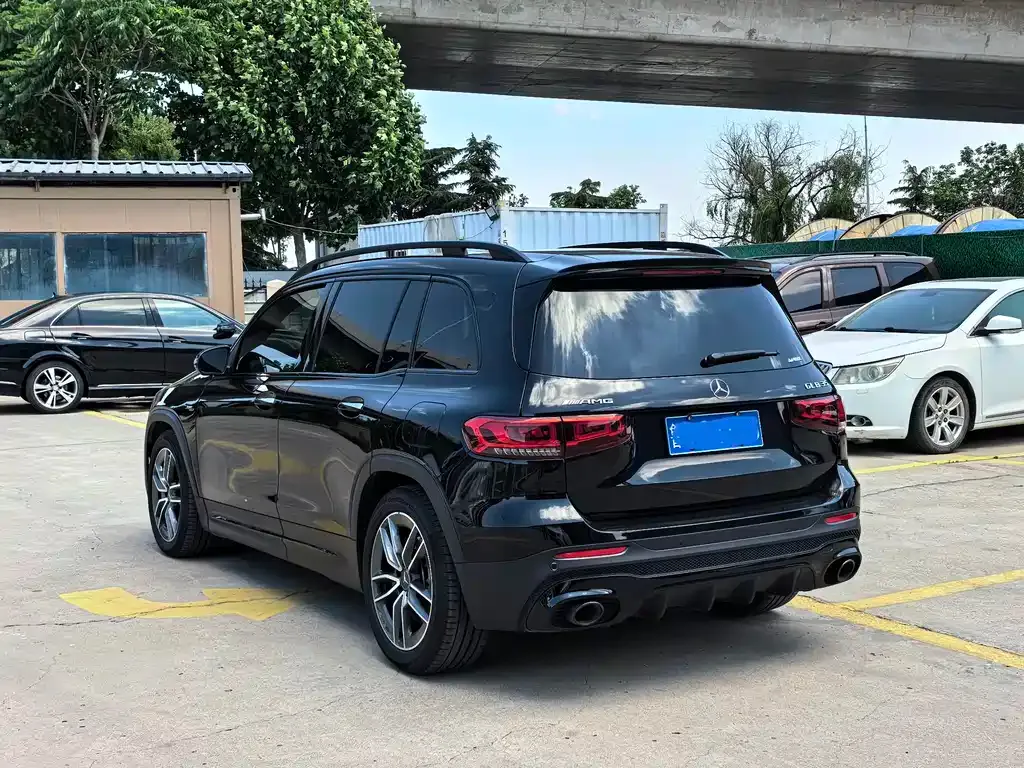 Mercedes-Benz GLB AMG — фото 7