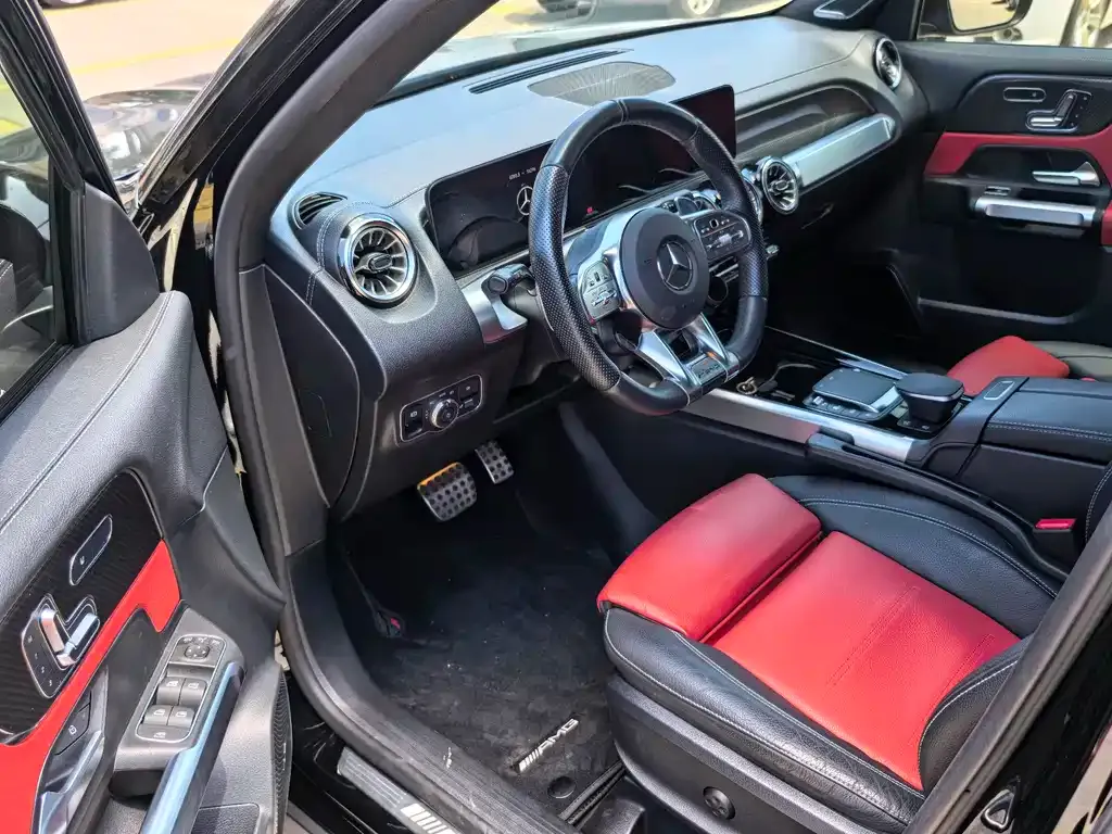 Mercedes-Benz GLB AMG — фото 5
