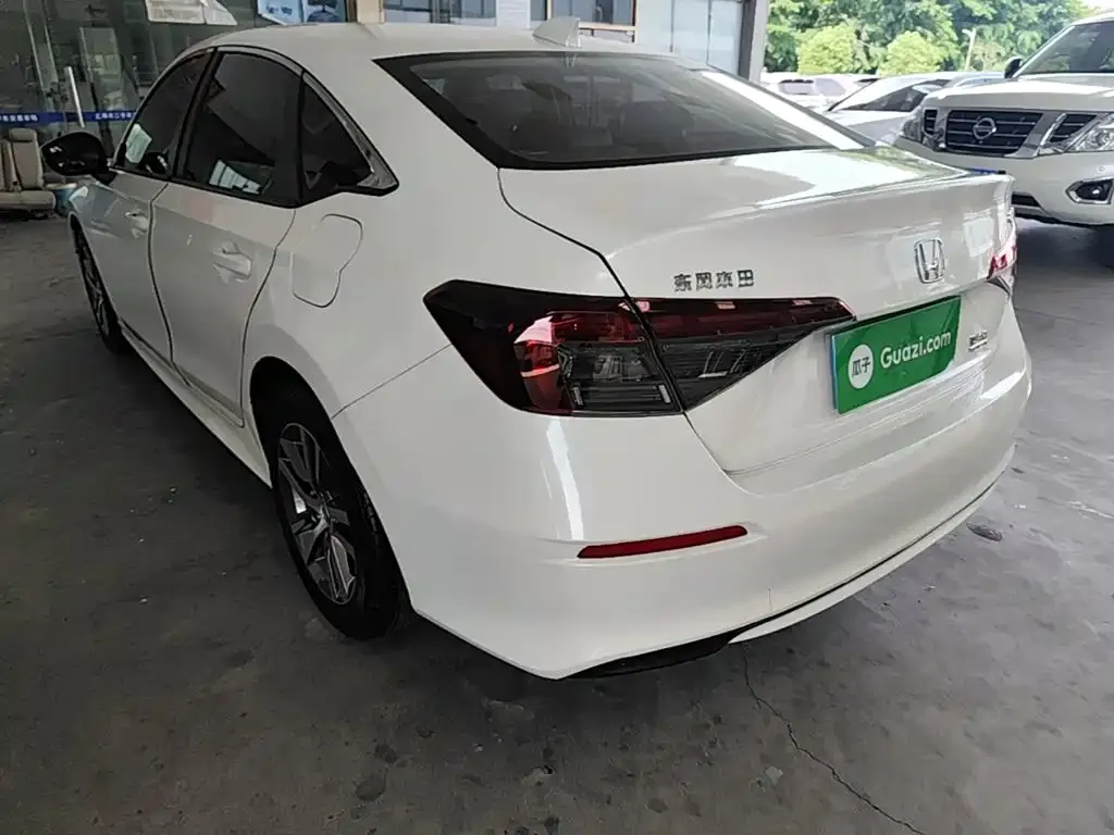 Honda Civic — фото 8