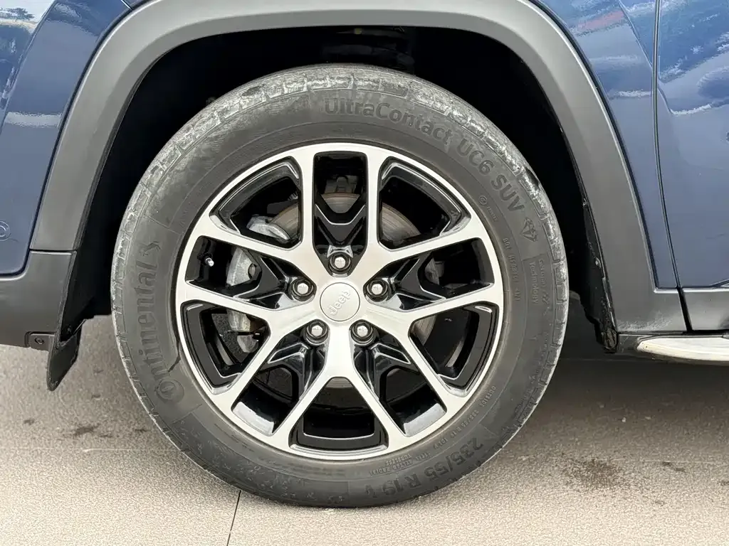 Jeep Grand Commander 2022 из CN, фото 8