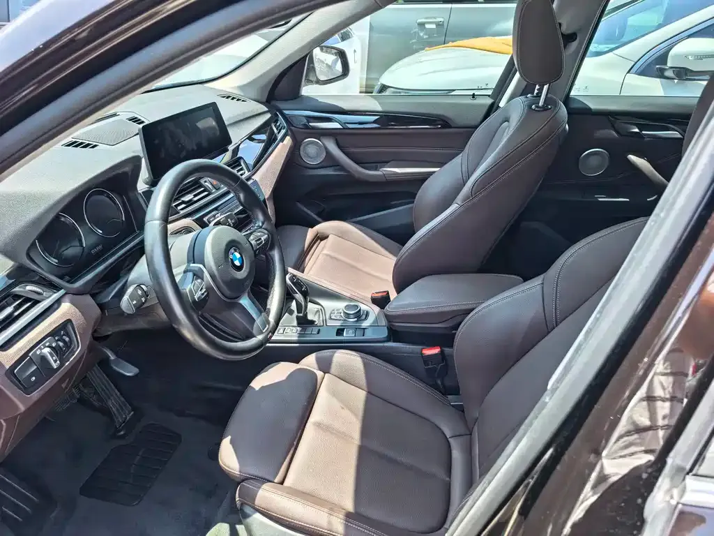 BMW X1 — фото 3