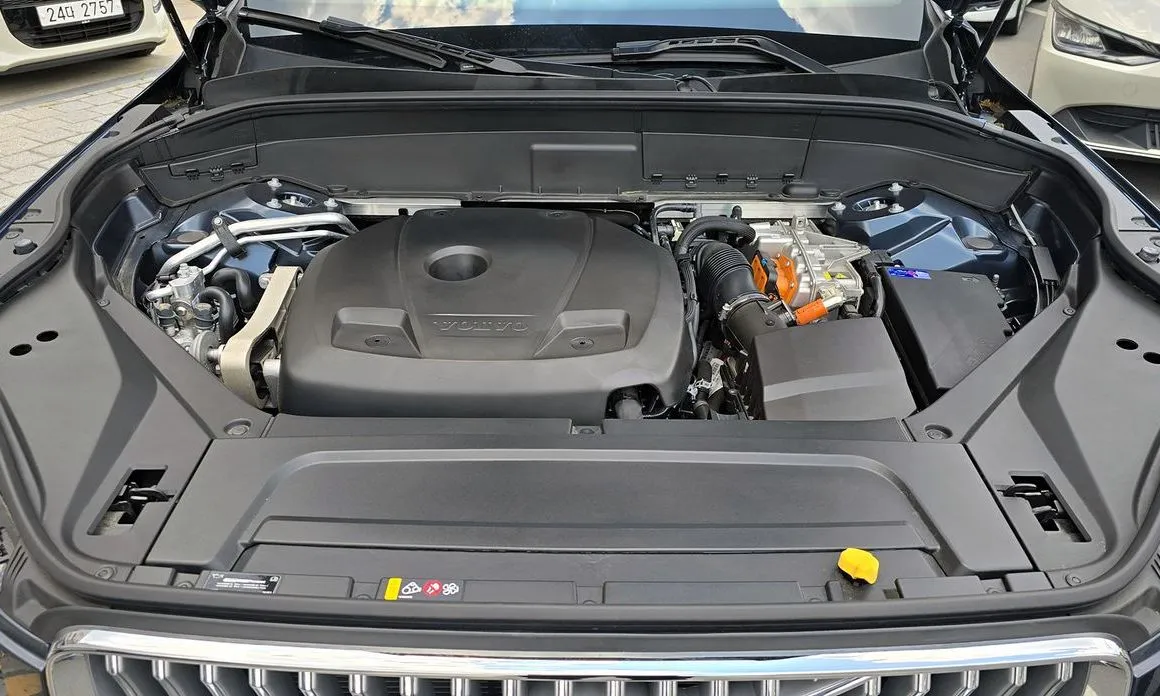 Volvo XC90 2024 из KR, фото 7