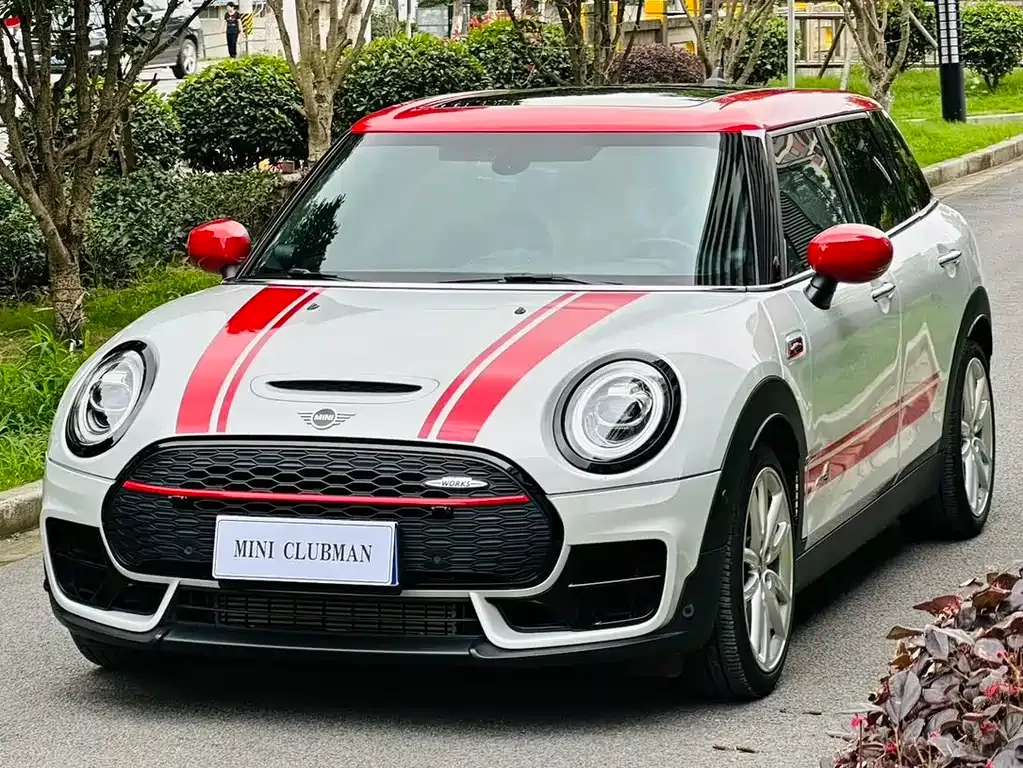 MINI Clubman JCW