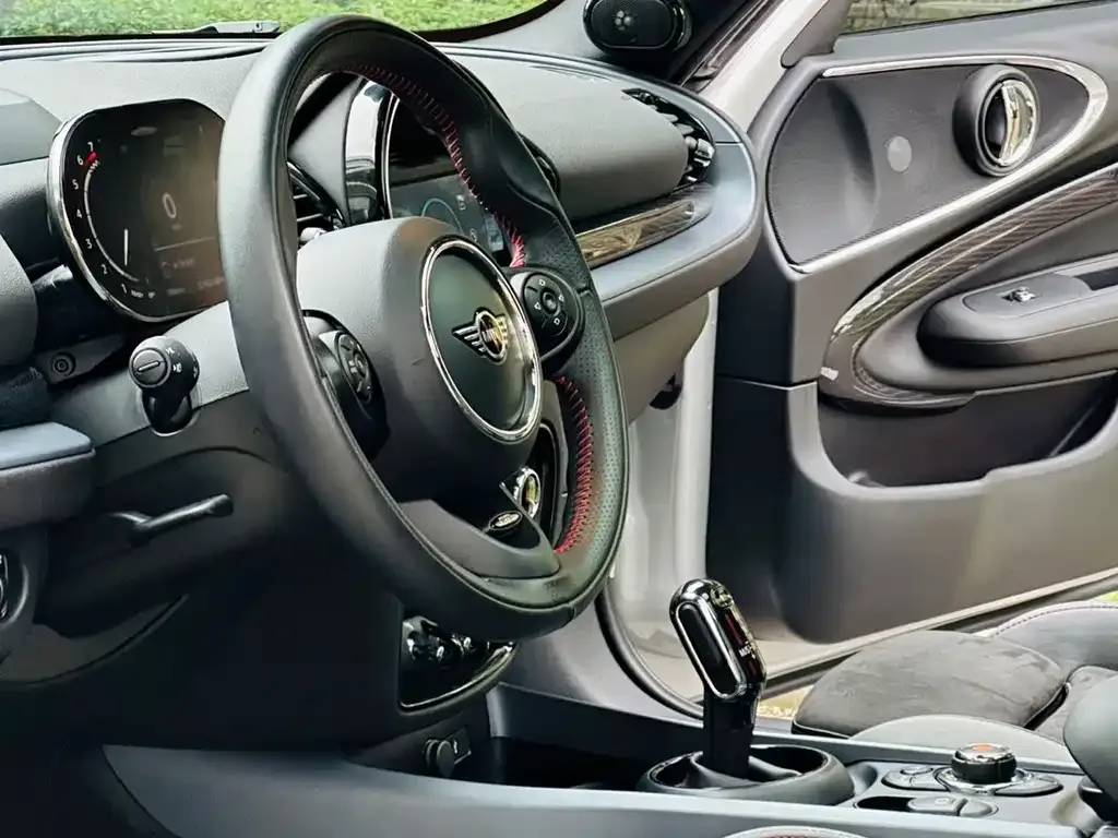 MINI Clubman JCW 2021 из CN, фото 2