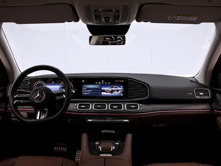 Mercedes-Benz GLS — фото 7