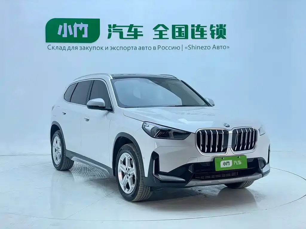 BMW X1 — фото 10
