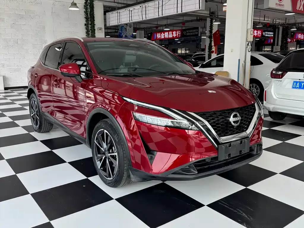Nissan Qashqai — фото 10