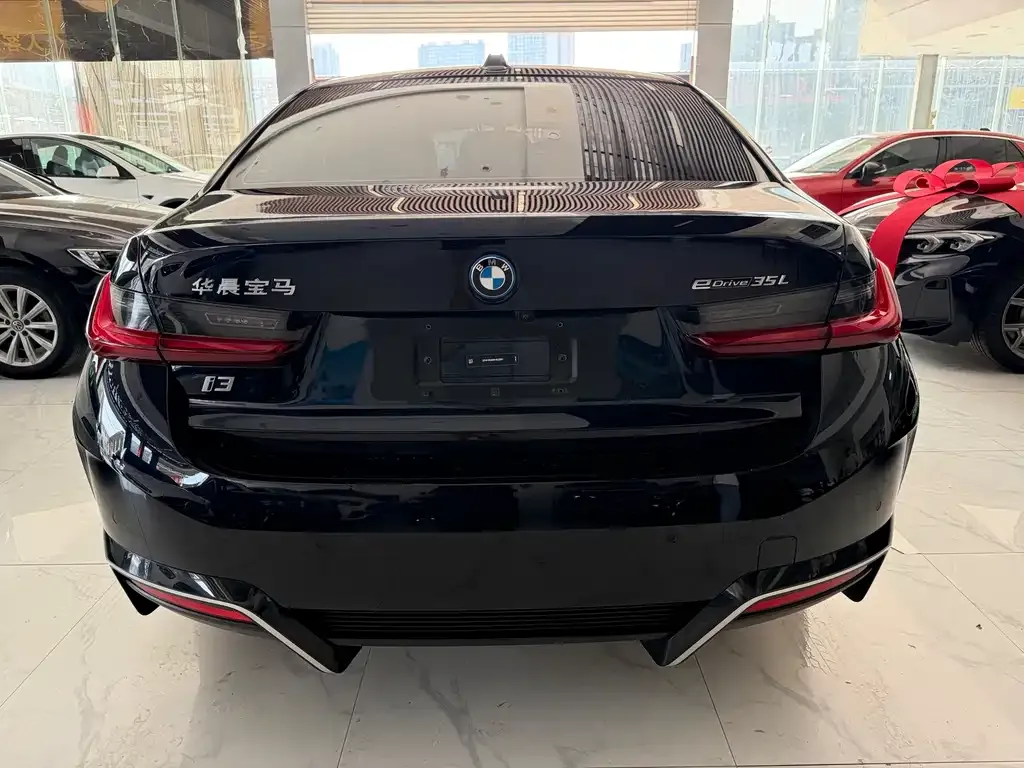 BMW i3 — фото 7