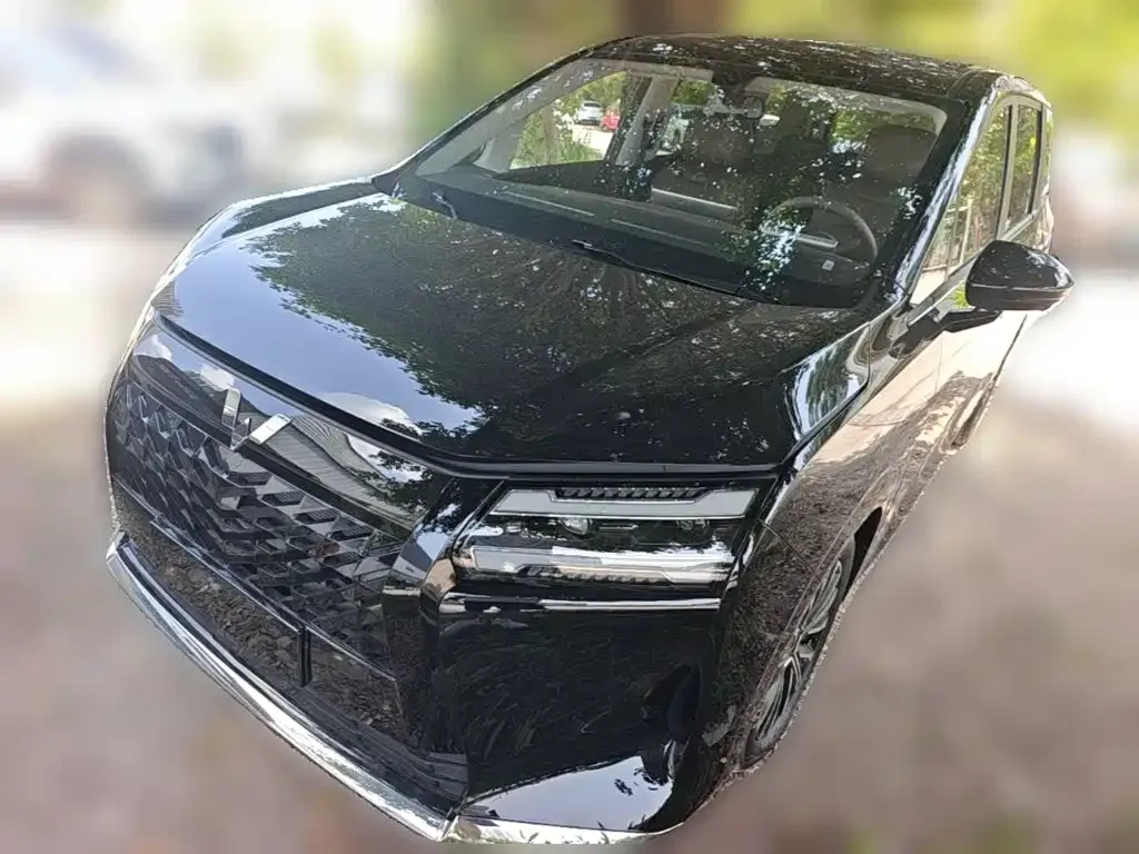 Wuling Starlight 730 New Energy — фото 1