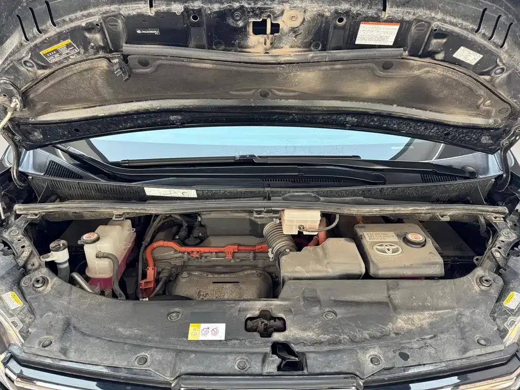 Toyota Vellfire — фото 6