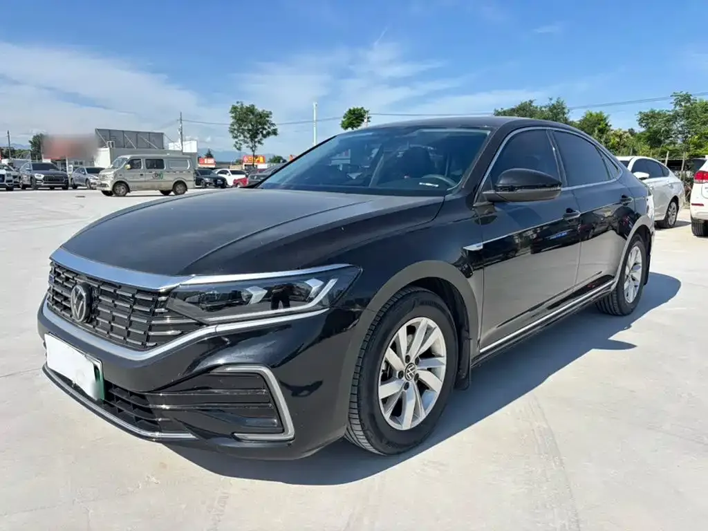 Volkswagen 帕萨特插电混动 — фото 1