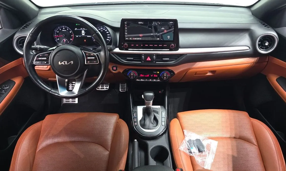Kia K3 2023 из KR, фото 10