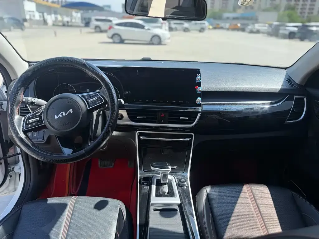 Kia KX3 2022 из CN, фото 7