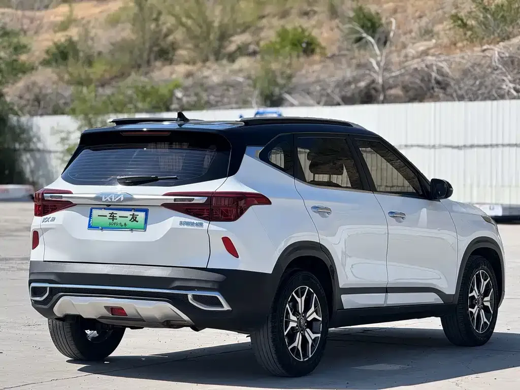 Kia KX3 2022 из CN, фото 6