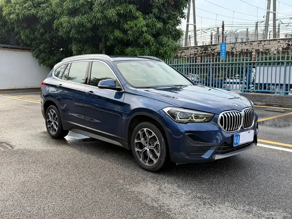 BMW X1 — фото 6