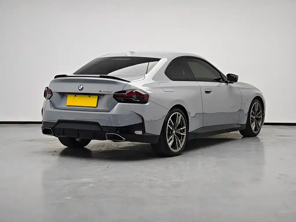 BMW M240i — фото 4