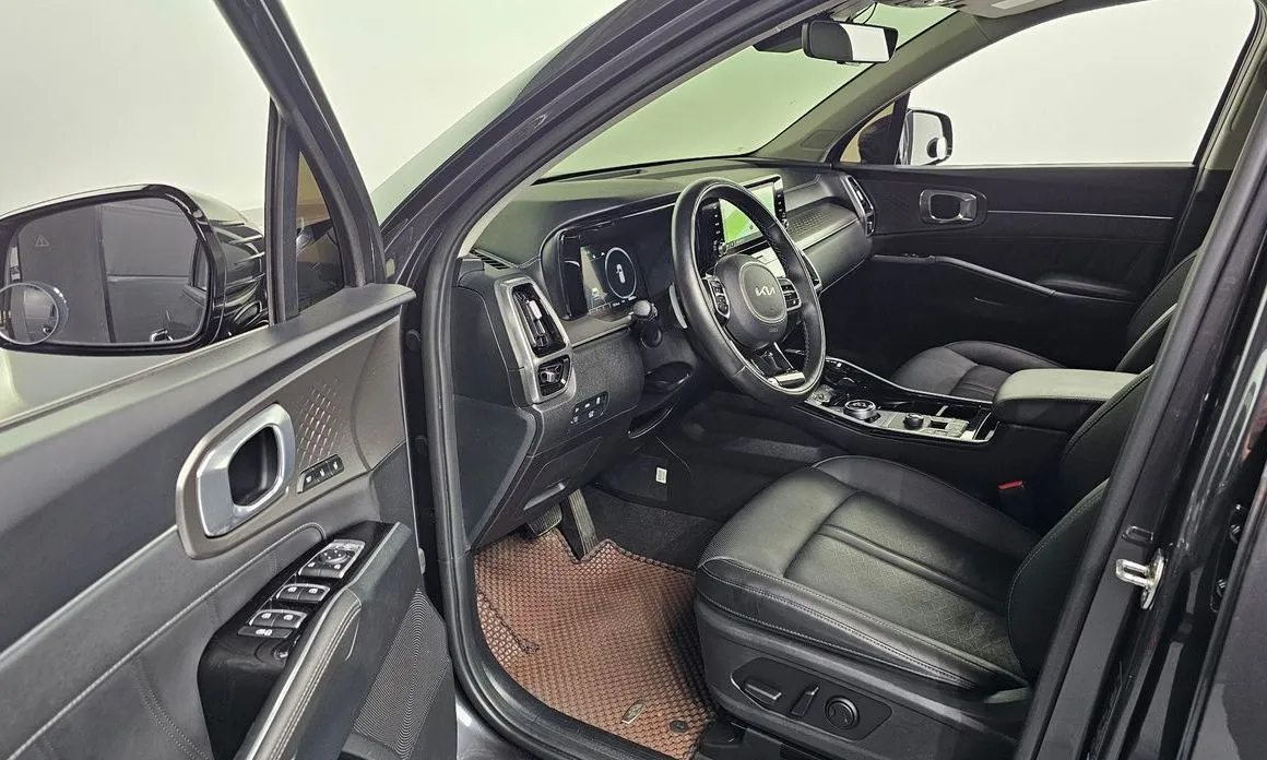 Kia Sorento — фото 7