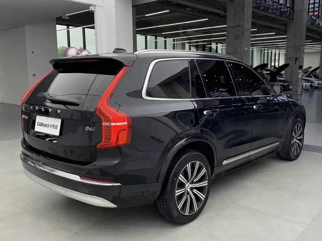 Volvo XC90 — фото 3