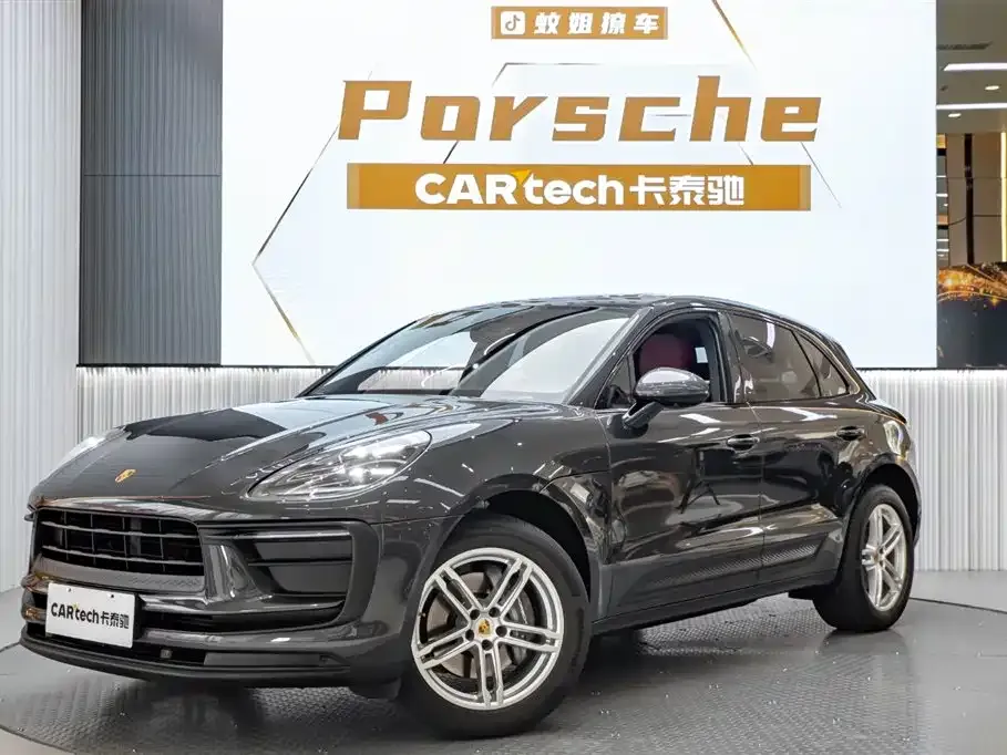 Porsche Macan — фото 1