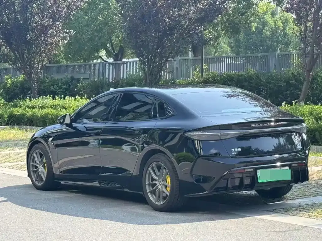 BYD Seal — фото 8