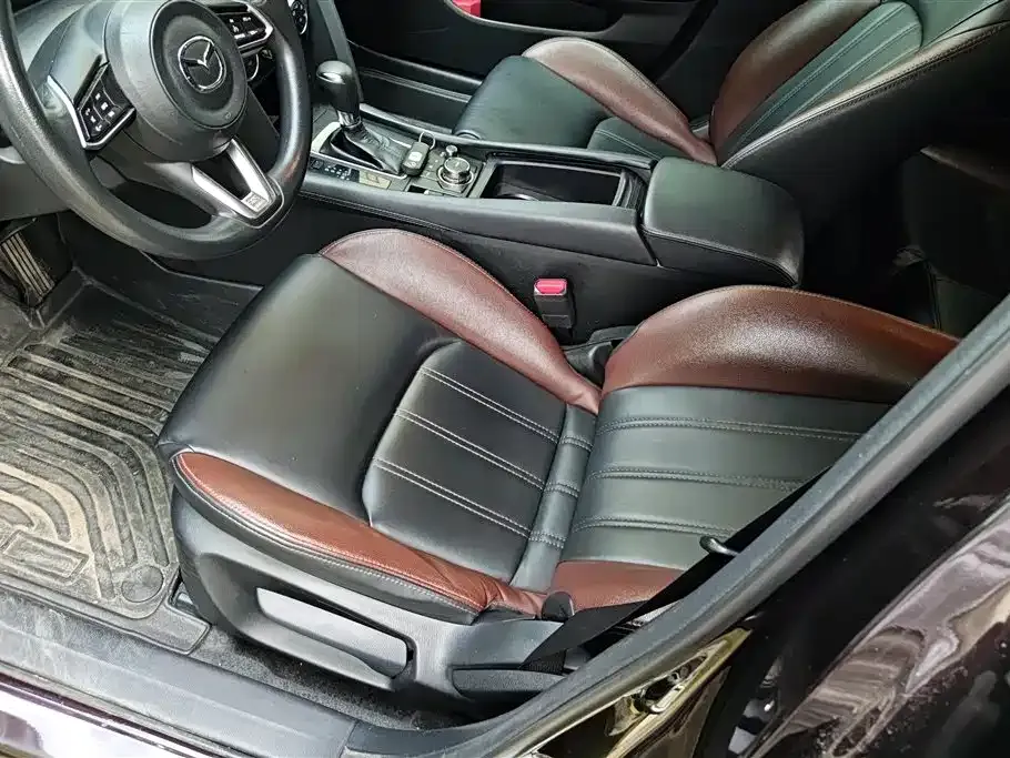 Mazda CX-4 2021 из CN, фото 9