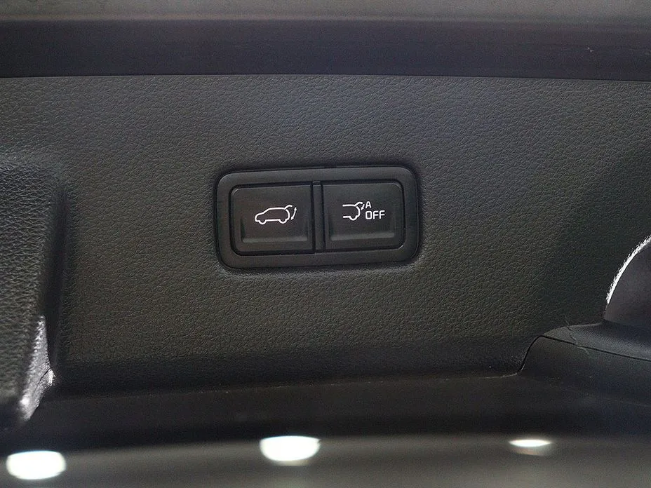 Kia Carnival — фото 3