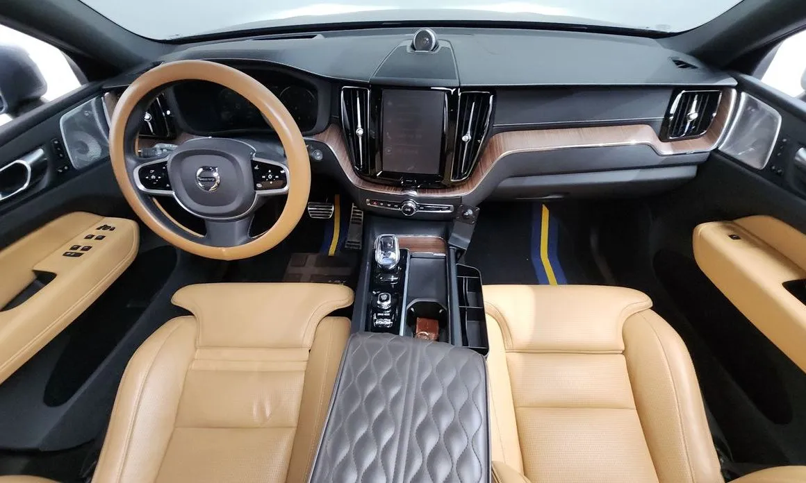 Volvo XC60 2021 из KR, фото 4