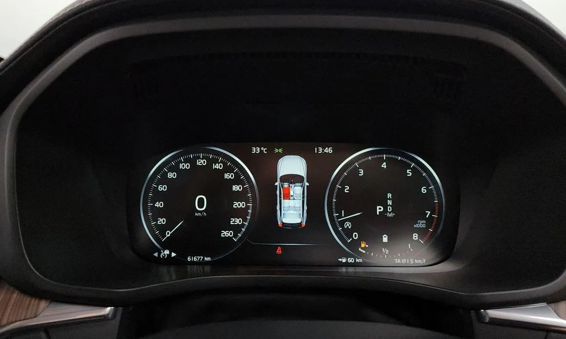Volvo XC60 2021 из KR, фото 10
