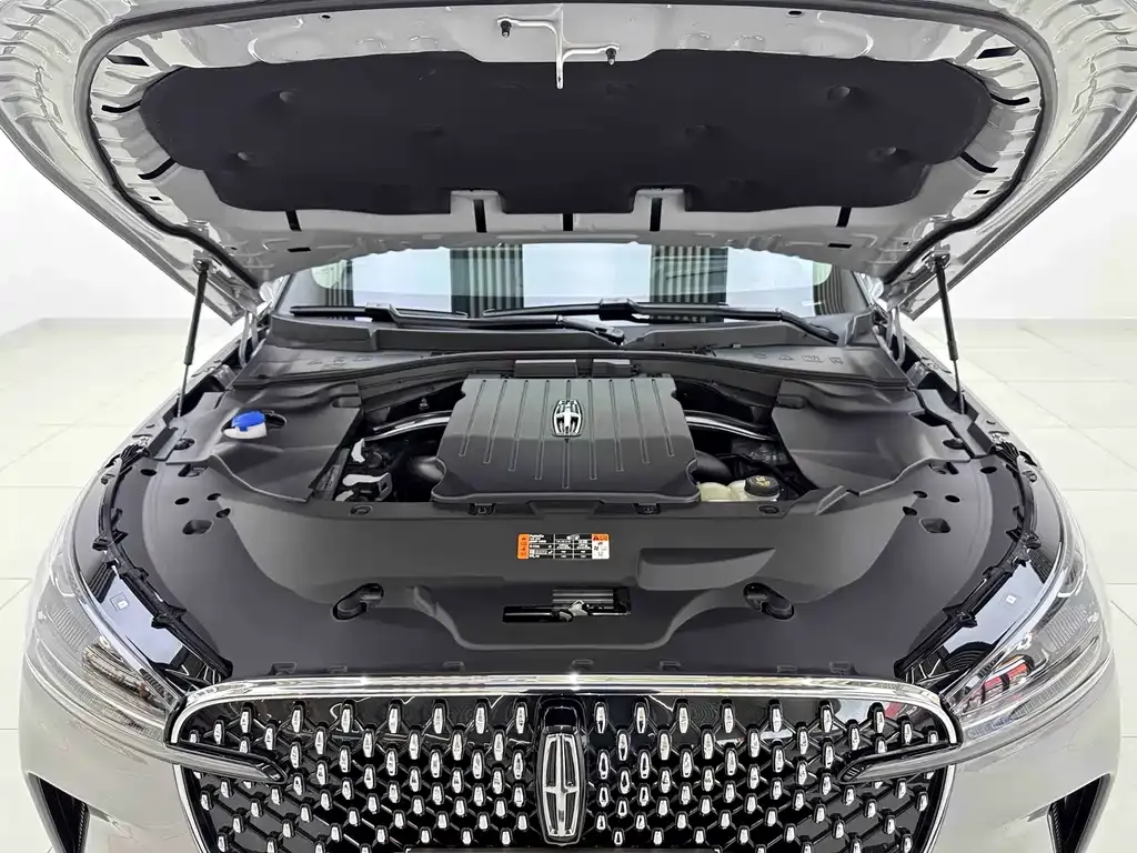 Lincoln Aviator — фото 9